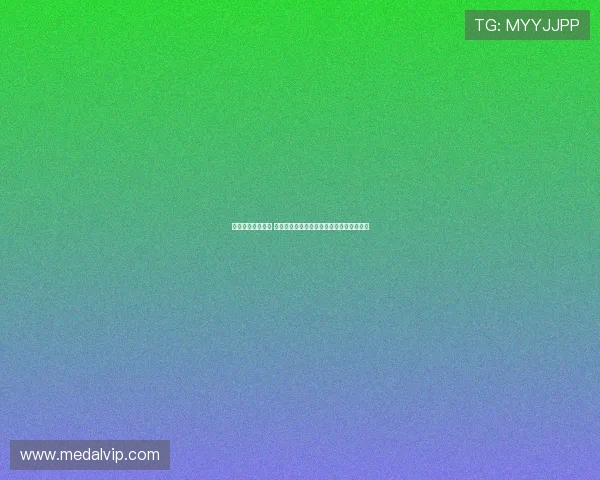 热刺全队抵达韩国 孙兴慜与梁民革手持国旗合影庆祝家乡之行