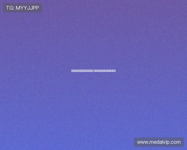 赫伊森在俱乐部门口停留十分钟 为小球迷签名互动引发热烈反响 赫伊森在俱乐部门口停留十分钟 为小球迷签名互动引发热烈反响